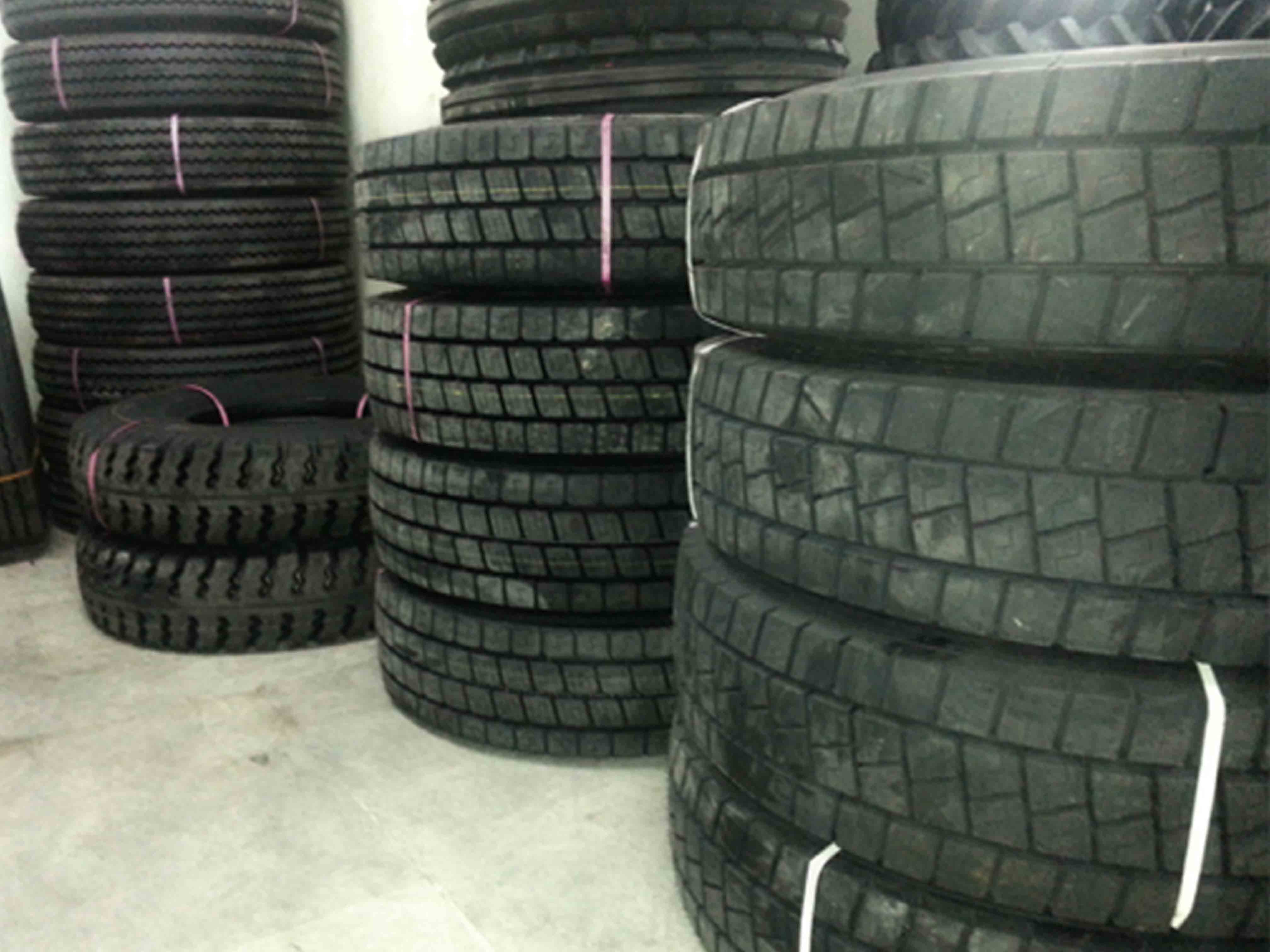 branded-truck-tyres